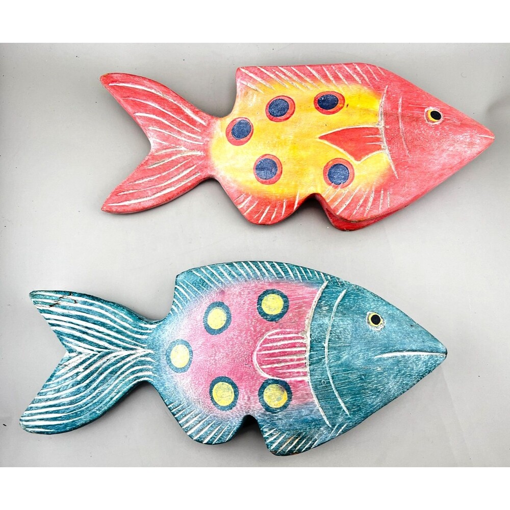 Vintage 2pc Wooden Fish Wall Folk Art Pair Tropical Coastal Decor Pastel 9" x 4"